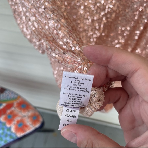 Venus Off-Shoulder Sequin Top in Rose Gold Size 3X - Picture 7 of 8